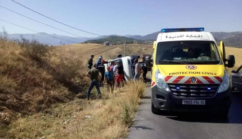وفاة شخص وإصابة 3 آخرين في حادث مرور بتيزي وزو