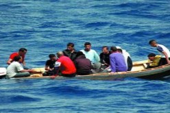 وفاة 10 مهاجرين غير شرعيين أفارقة قبالة السواحل الإيطالية