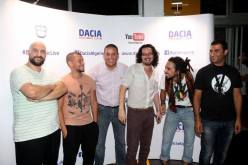 جمعاوي أفريكا وأورانج بلوسوم تمتعان جمهور بهو البريد المركزي