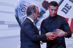 رونالدو يتوج بجائزة أفضل لاعب في إسبانيا