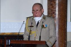 الفريق شنڨريحة يهنئ مستخدمي الجيش بمناسبة الذكرى الـ 58 لعيد الاستقلال