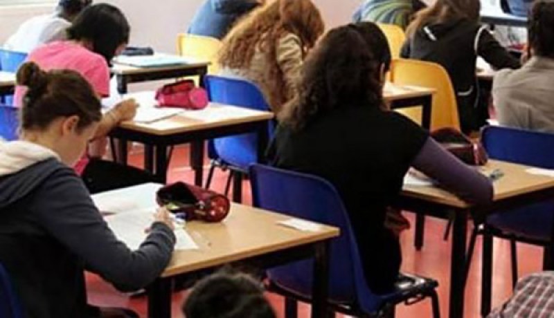 تلاميذ «الباك» درسوا مادتي الرياضيات والفلسفة بطريقتين مختلفتين