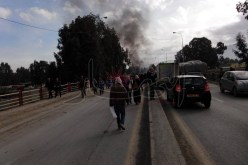 مواطنون يقطعون الطريق رقم 12 بواد عيسي في تيزي وزو