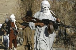 53 مسلحا من حركة طالبان يضعون السلاح في شرق أفغانستان