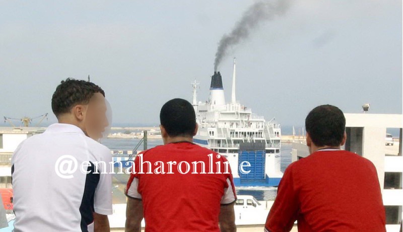 توقيف 5 أشخاص يدبّرون “الحرڤة” للقٌصر مقابل مبالغ مالية بالشلف