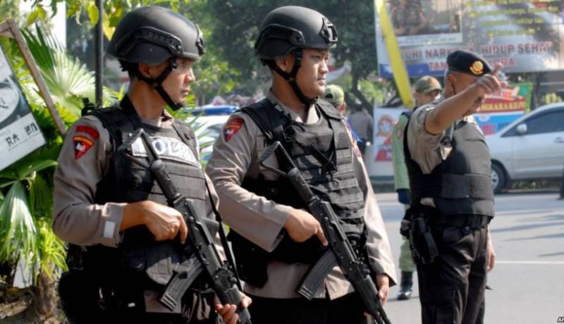 مقتل مسلحين في تبادل إطلاق نار مع الشرطة باندونيسيا