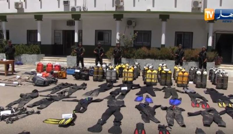 بالفيديو.. حجز عتاد وأجهزة متطورة تستغل في نهب المرجان وتهريبه بعنابة