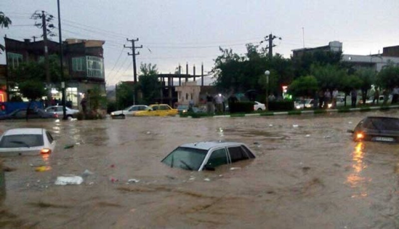 مقتل 10 أشخاص بسبب السيول في إيران