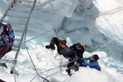 إصابة 10 طلاب في انهيار جليدي في جنوب فرنسا