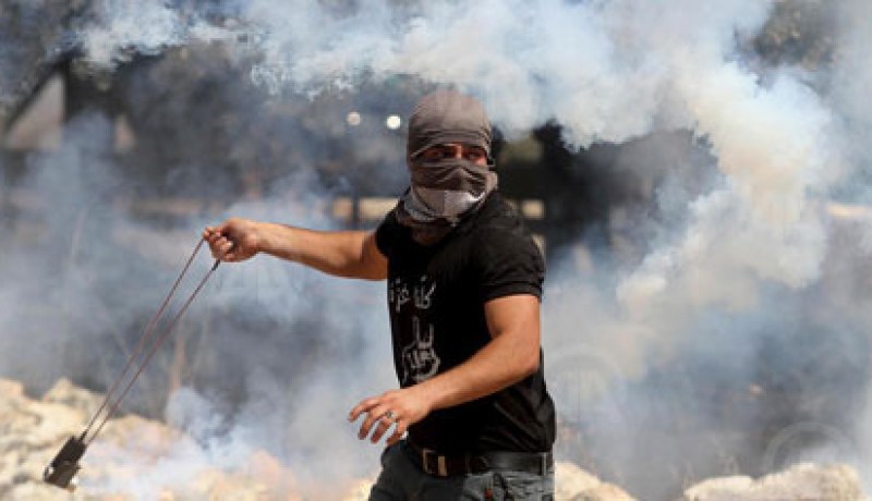 اصابة 10 فلسطينيين في توغل للجيش الاسرائيلي في الضفة الغربية