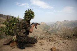 القضاء على 3 ارهابيين واسترجاع رشاشين كلاشينكوف في عين الدفلى