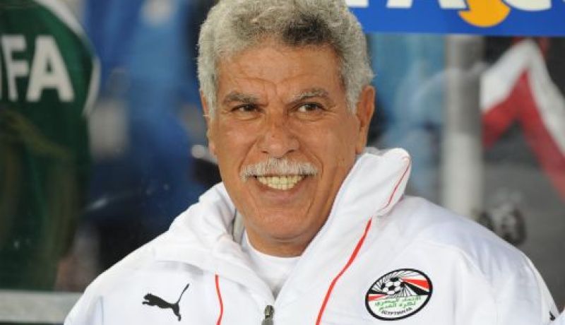 شحاتة يؤكد استقالته من الزمالك والأخير يجمد موافقته