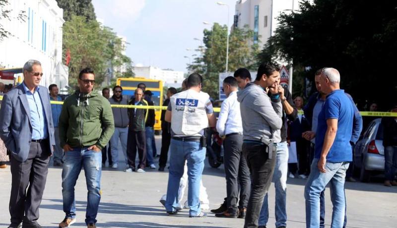 وفاة الضابط الذي تعرض للطعن قرب البرلمان التونسي