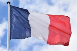 فرنسا: رفض منح الجنسية لجزائري لأنه يعمل كثيرا !