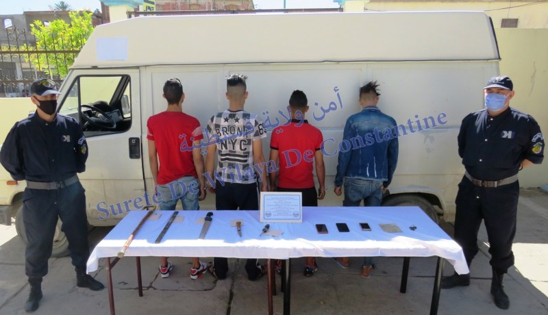 قسنطينة : توقيف 3 أشخاص سرقوا دراجة نارية باستخدام مركبة نفعية مغلقة