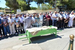 المحامي “العيفة أويحيى” يوارى الثرى في مقبرة قاريدي بالقبة