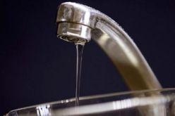 إبرام 5 مشاريع صفقات بالتراضي مع مؤسسات عمومية لتزويد تلمسان وقسنطينة بمياه الشرب