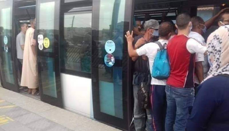 “سيترام” تؤكد على ضرورة التباعد الاجتماعي والسلامة على متن الترامواي