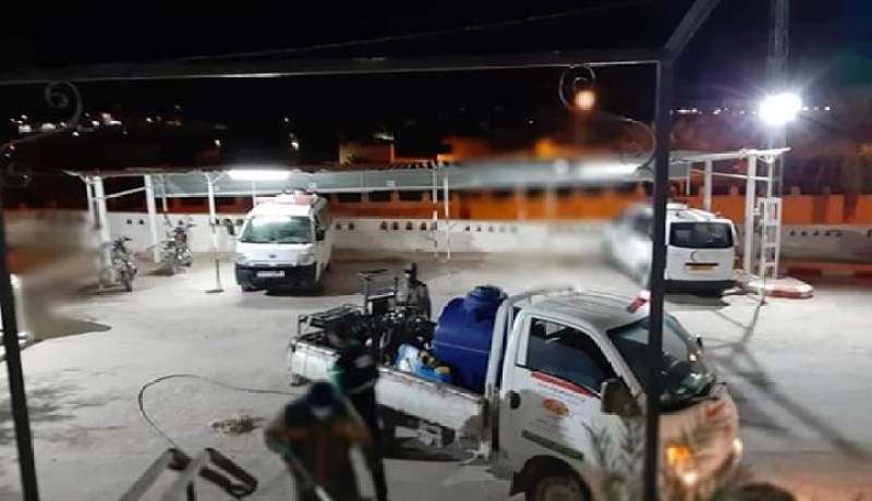 غرداية : عمال شركة سكود فيتال يشرعون في تعقيم المستشفيات والعيادات الجوارية