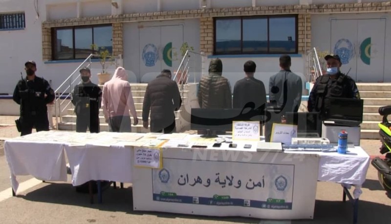 بالصور.. تفكيك شبكة إجرامية تزوّر أوراق نقدية من فئة 1000 دج في وهران