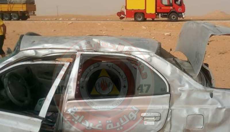 غرداية: إصابة شخصين في انحراف وانقلاب سيارة