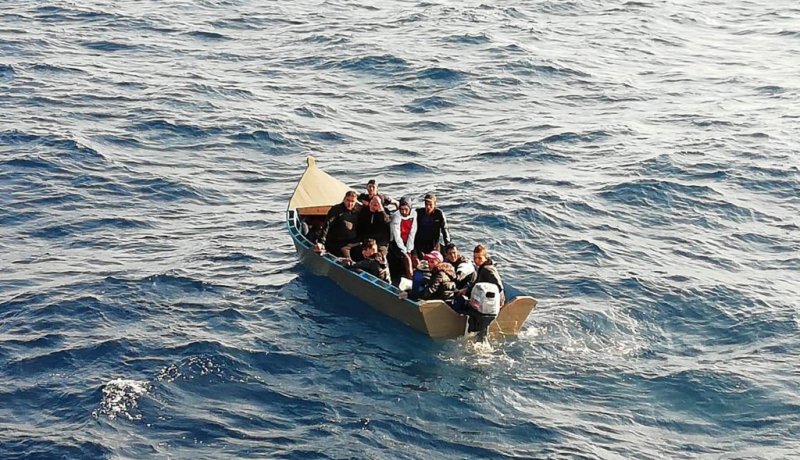 بينهم 4 مغاربة.. إحباط محاولة “حرقة” لـ 97 شخصا