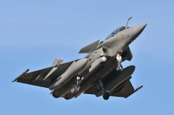 وصول 3 طائرات فرنسية مقاتلة الى الاردن