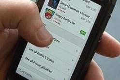 مخاطر صحية محتملة بسبب الاستخدام المفرط للكومبيوترات المحمولة والهواتف الذكية