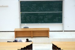 820دينار عن كل ساعة تدريس للأساتذة المتعاقدين في الجامعات