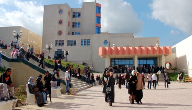 تمديد فترة الحصول على شهادات التخرج من الجامعات إلى غاية 01 أوت