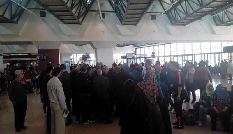 مضيفو شركة الخطوط الجوية الجزائرية يعلقون إضرابهم