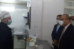 الرئيس المدير العام لمجمع فندقة سياحة وحمامات معدنية في زيارة إلى فندق الرايس لتفقد الرعايا الجزائريين
