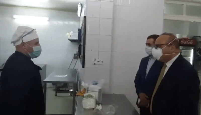 الرئيس المدير العام لمجمع فندقة سياحة وحمامات معدنية في زيارة إلى فندق الرايس لتفقد الرعايا الجزائريين