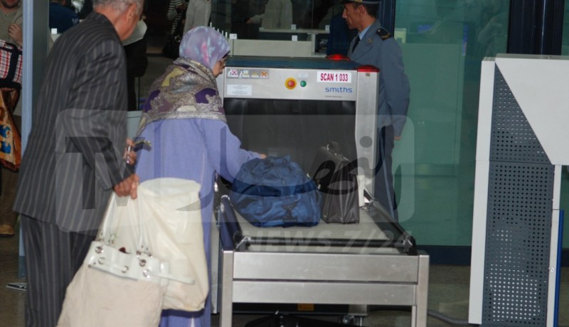 السماح للمسافرين للخارج بحمل 5 آلاف أورو من دون تصريح مسبق