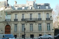 أساتذة سفارة الجزائر بباريس يطالبون بإدماجهم في نظام التقاعد الفرنسي