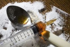 بالصورة.. طفلة عمرها 4 سنوات تتعاطى المخدرات