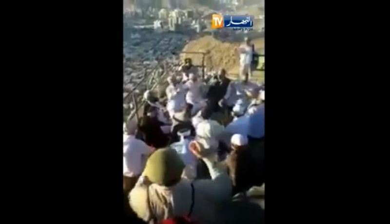 بالفيديو .. مجهولون يمارسون طقوس غريبة أمام غار حراء بمكة
