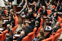 البرلمان التركى يصادق على تقديم موعد الانتخابات المحلية