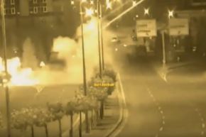 بالفيديو… هيليكوبتر الانقلابيين تستهدف سيارة للشرطة التركية