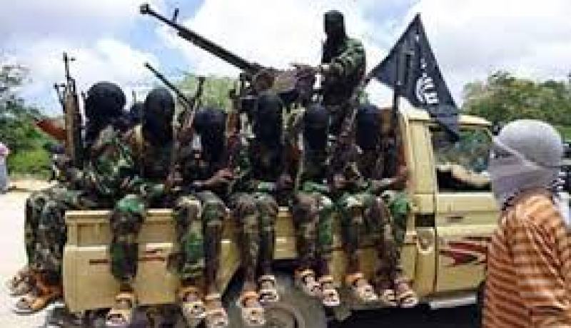 انتحاري الشباب يفجر مطعما ويصيب 15 شخص