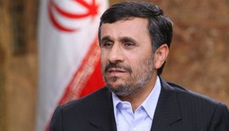 نجاد يعزل صهره من مكتبه تمهيدا لانتخابات الرئاسة رغم عدم تأييد المرشد