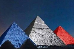 4 مشاهد لتضامن المصريين مع حادثة فرنسا