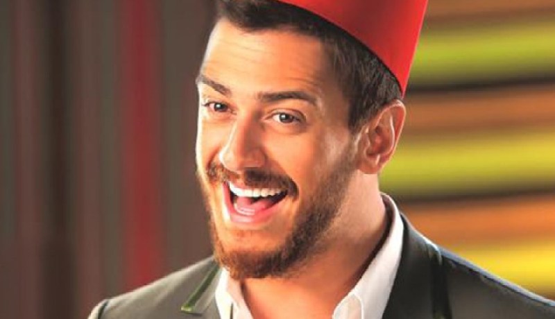بالفيديو .. ثلاثة ملايين ونصف مشاهدة لأغنية سعد لمجرد مع والديه