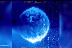 بالفيديو .. ناسا تكشف سر جسم أزرق غريب ظهر أمام الشمس