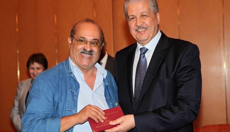 بالصور عبد المالك سلال يكرم الفنانين الجزائريين من بينهم مازوني وبهية راشدي