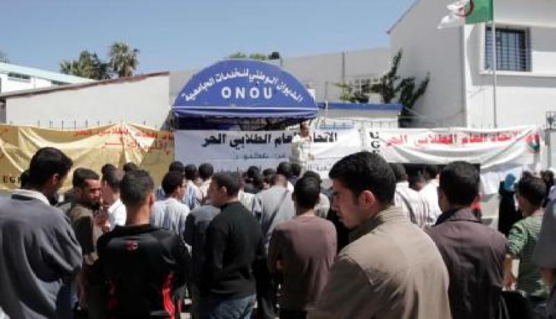 إجراء خبرة مضادة في قضية تبديد 200 مليار سنتيم بديوان الخدمات الجامعية