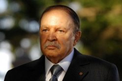 بوتفليقة: إعداد مشروع قانون للتصدي للجرائم الإلكترونية