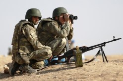 مقتل جندي تركي وإصابة أربعة آخرين في اشتباكات مع العمال الكردستاني