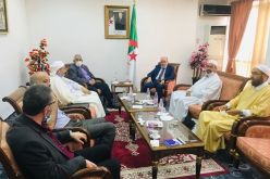 بلمهدي يلتقي أعضاء اللجنة الوزارية للفتوى وهذا ما دار بينهم