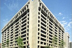 أثينا ترفض مطلبا لصندوق النقد بتقليص جديد للعمالة